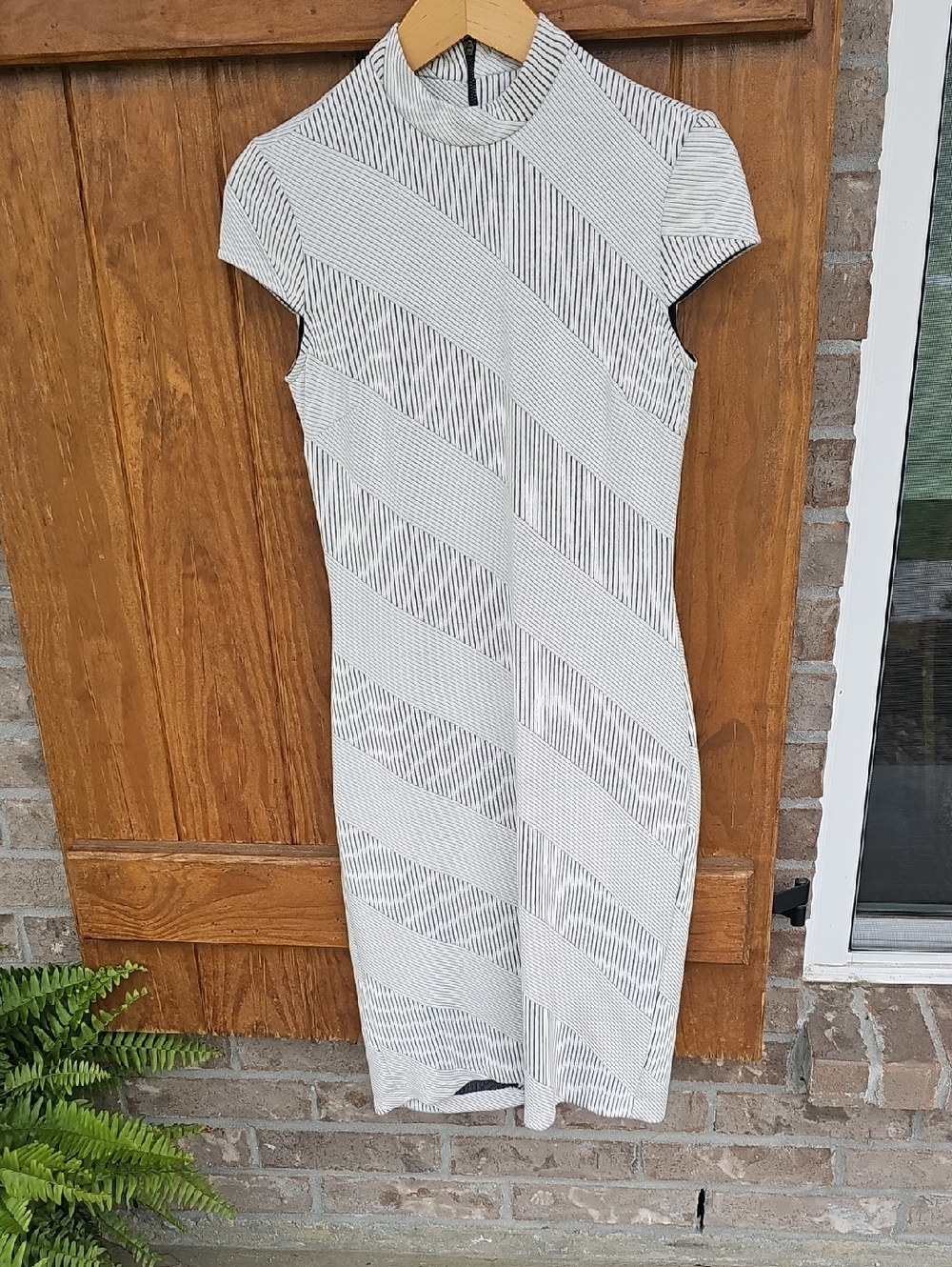 Frank Lyman Design Striped High-Neck Cap-Sleeve Midi Dress in White and Black